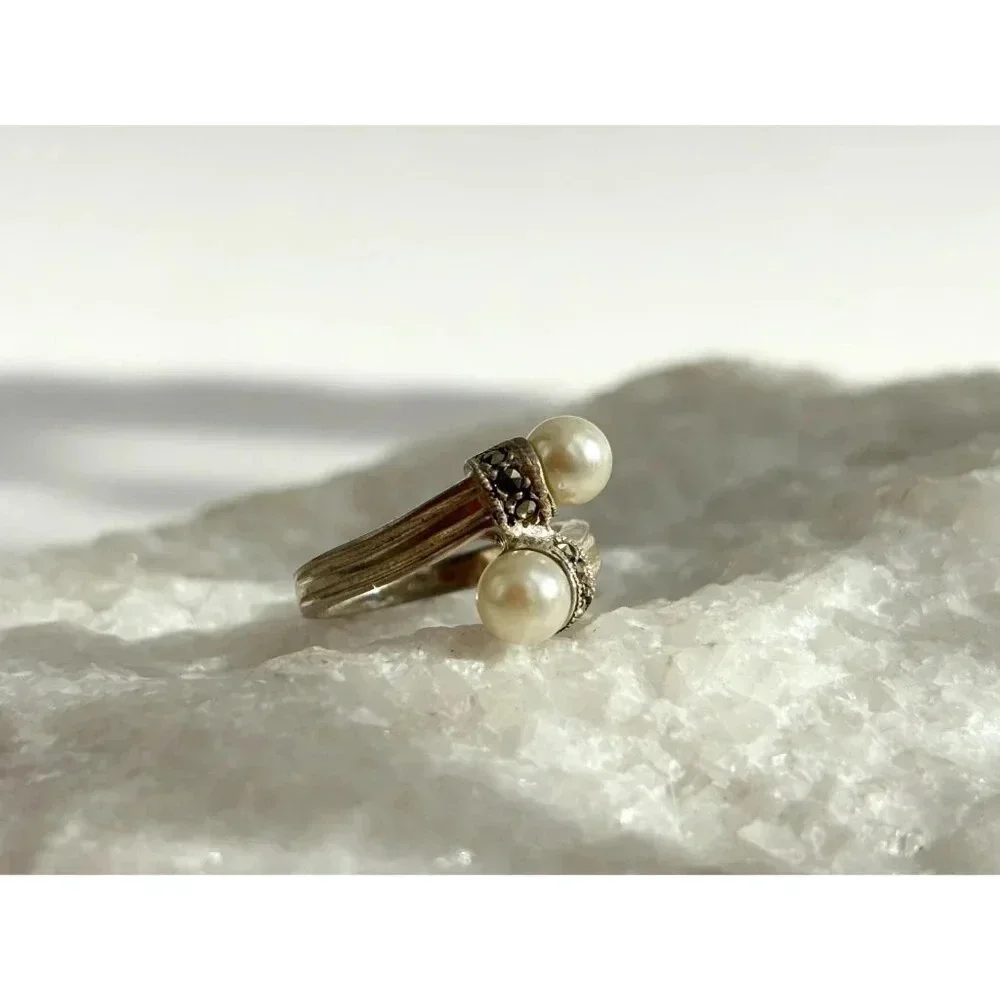 Sterling Faux Pearl Marcasite Adorned Vintage 925 Stamped Wrap Ring - sz 6